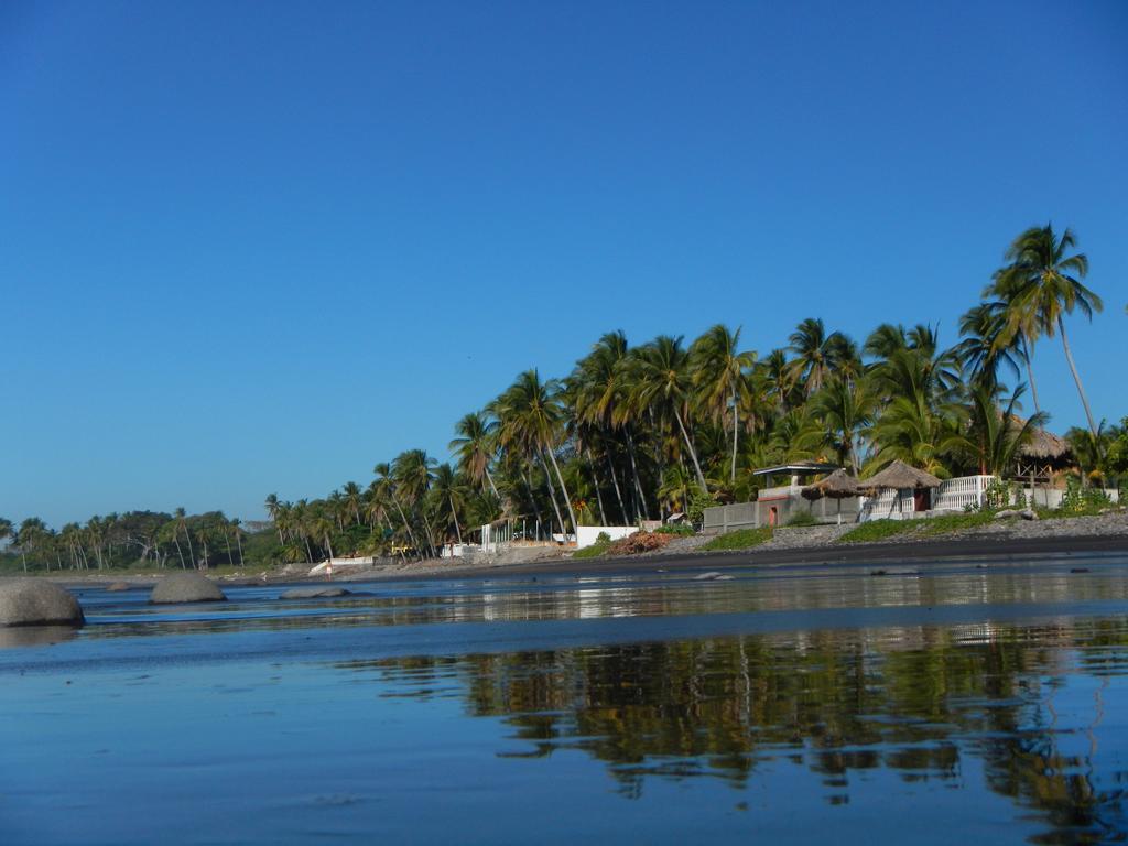 Punta Roca Surf Resort Ла Либертад Екстериор снимка