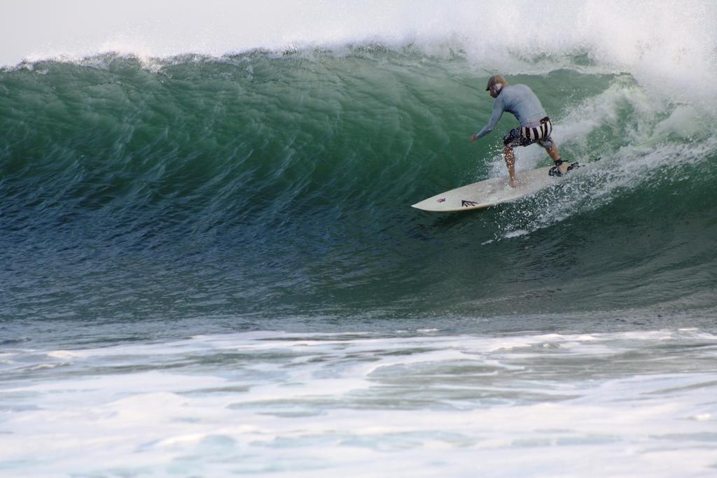 Punta Roca Surf Resort Ла Либертад Екстериор снимка